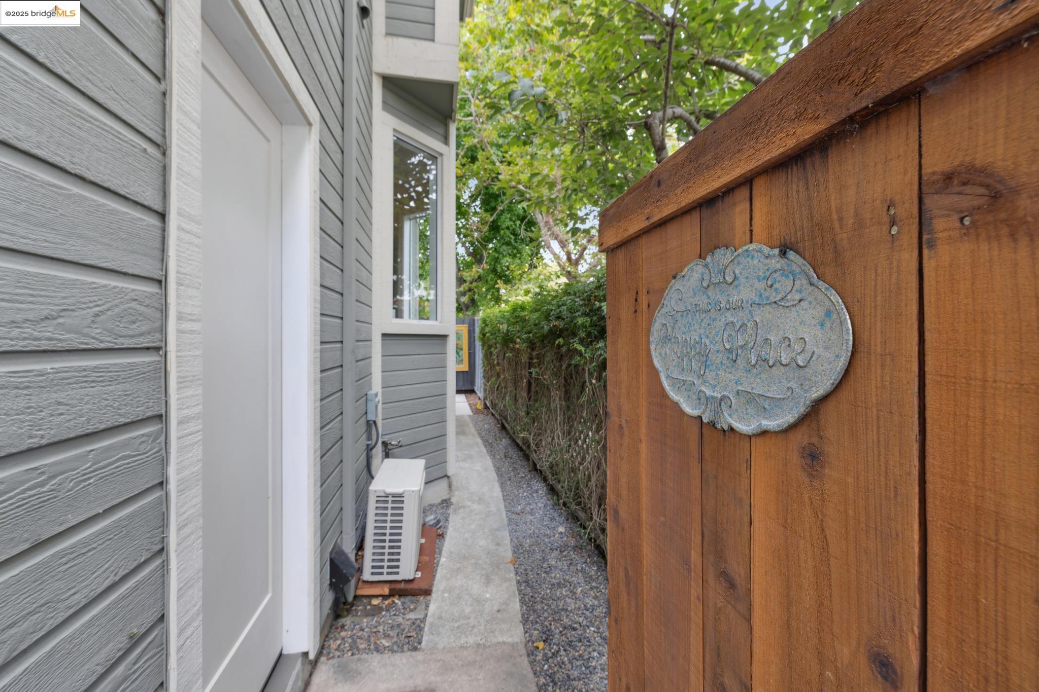 1431 West Street