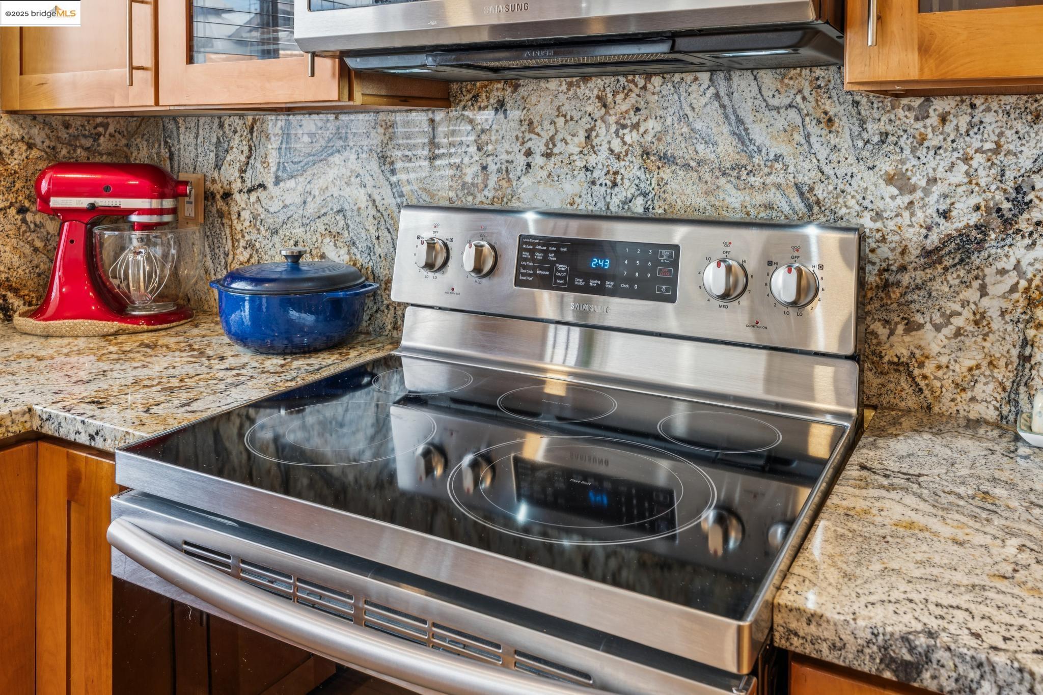 21564 Meekland Ave # 1