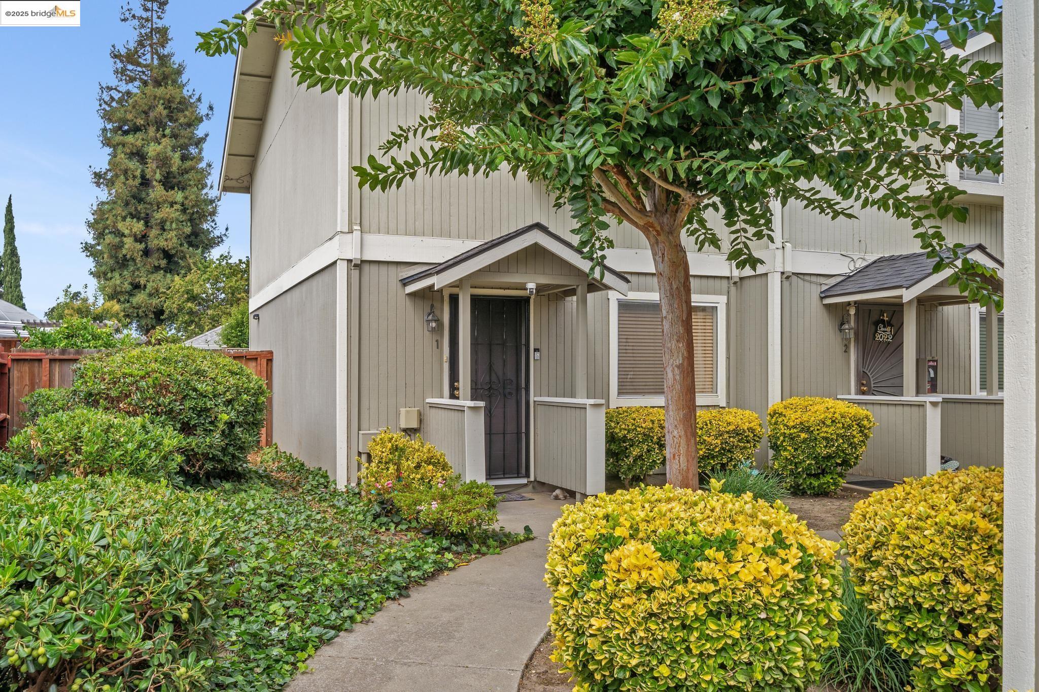 21564 Meekland Ave # 1