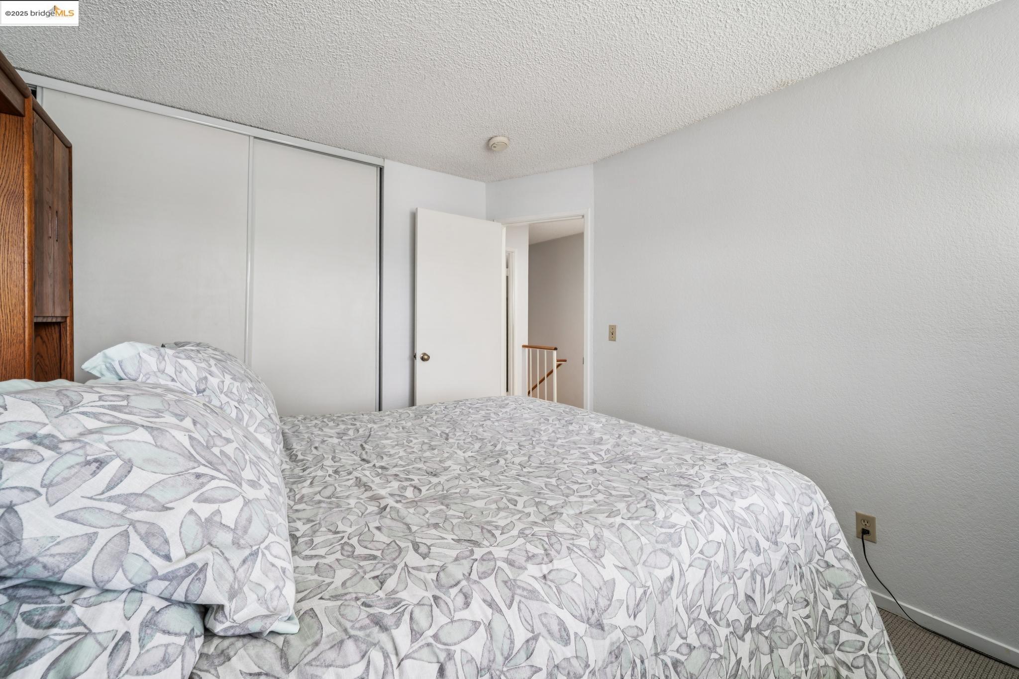 21564 Meekland Ave # 1