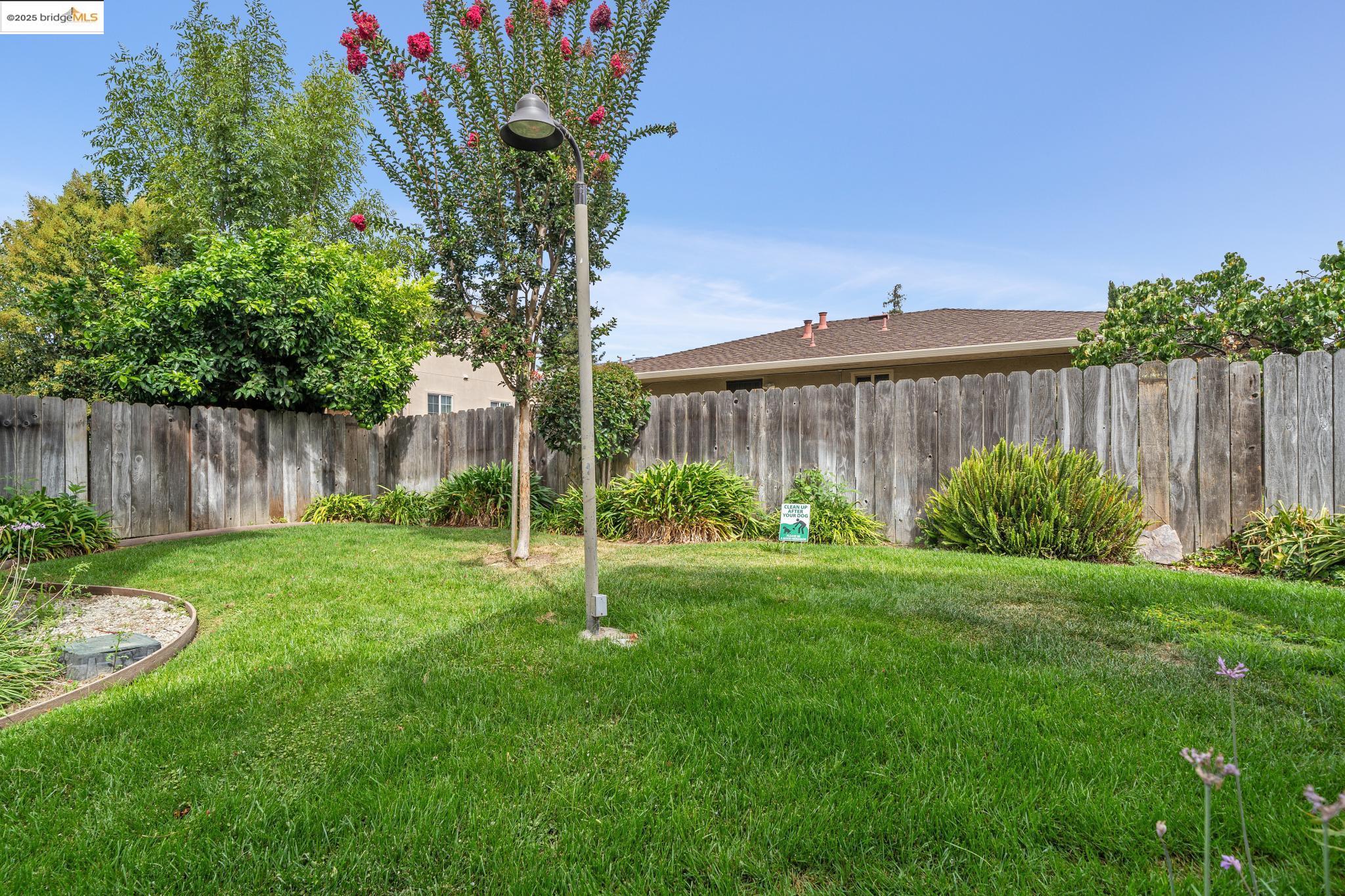 21564 Meekland Ave # 1