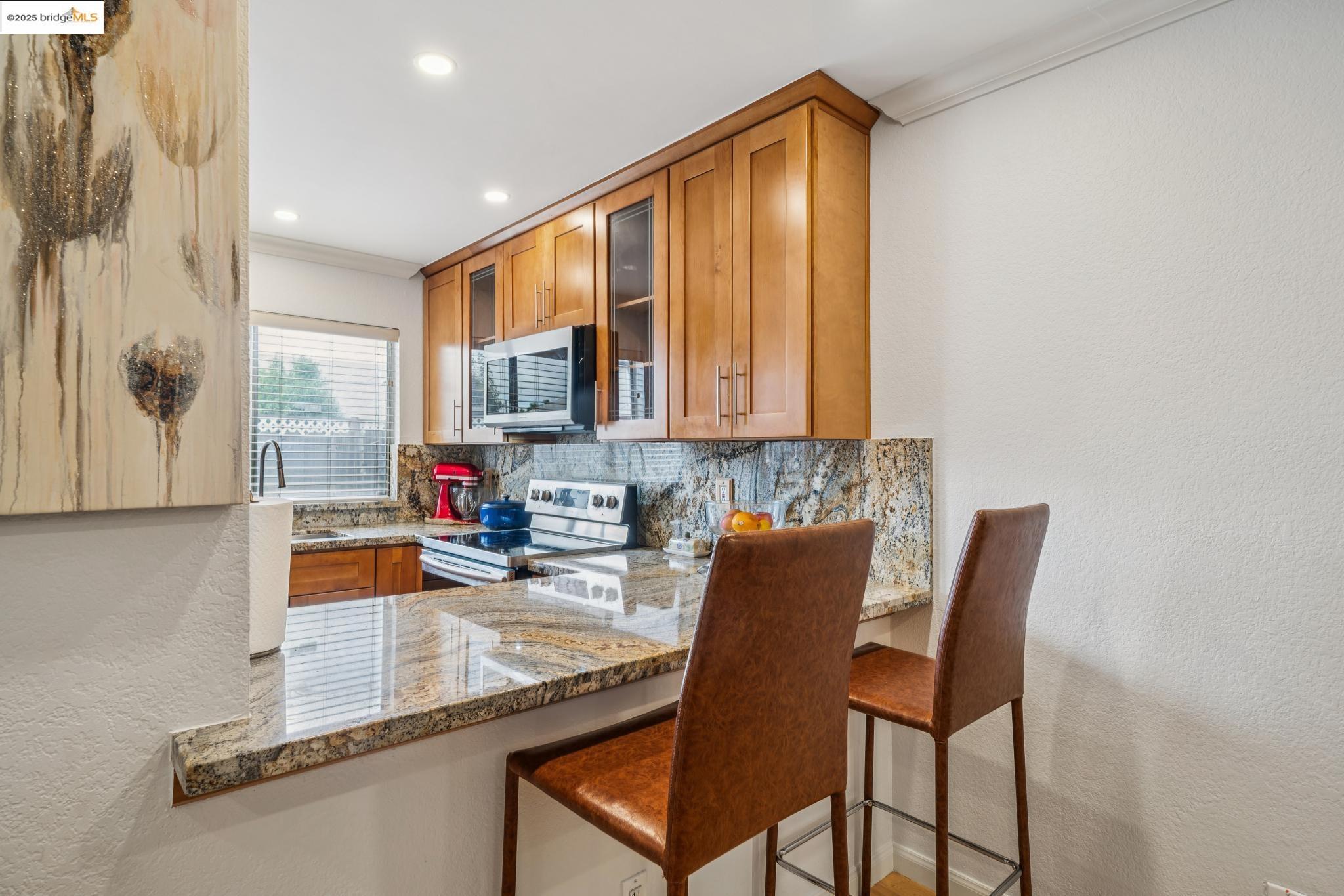 21564 Meekland Ave # 1