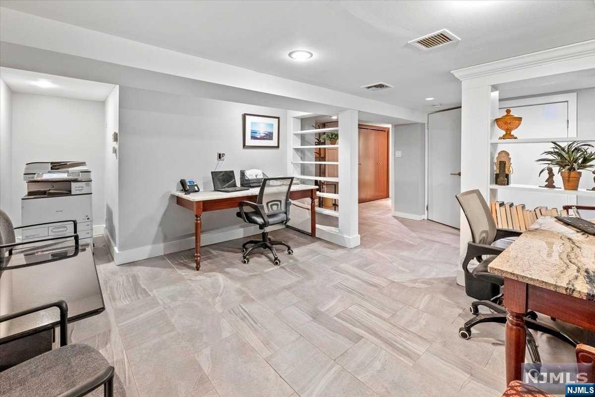 954 Pines Terrace