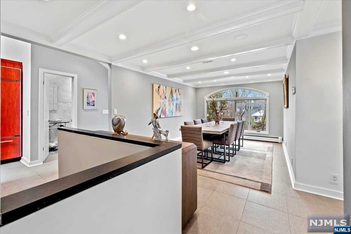 954 Pines Terrace