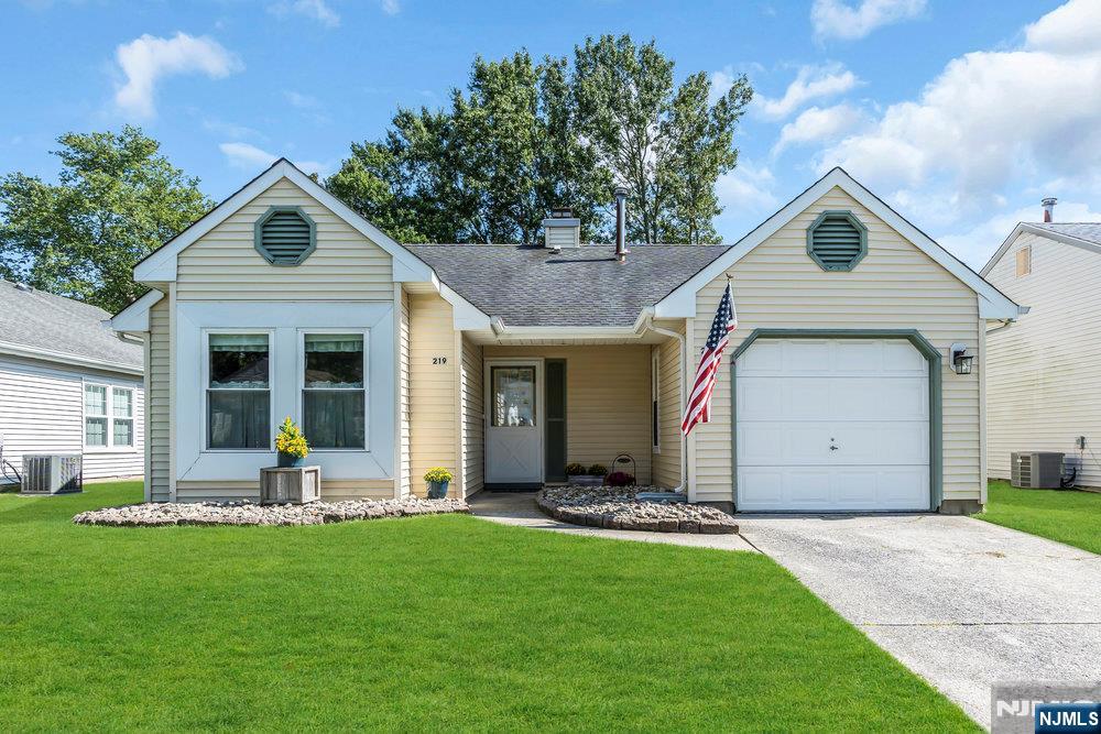 219 Mohican Lane
