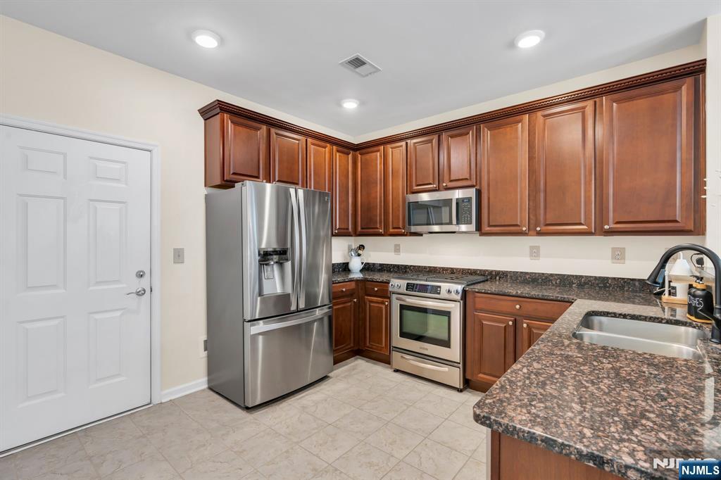 17 Jasmine Lane 1109