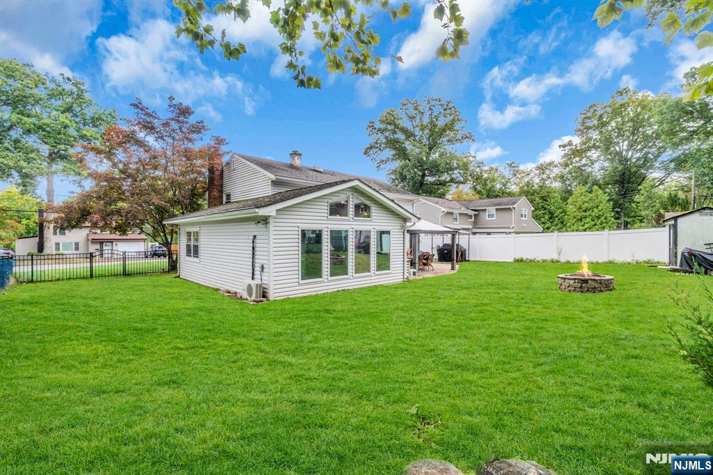34 Salrit Avenue