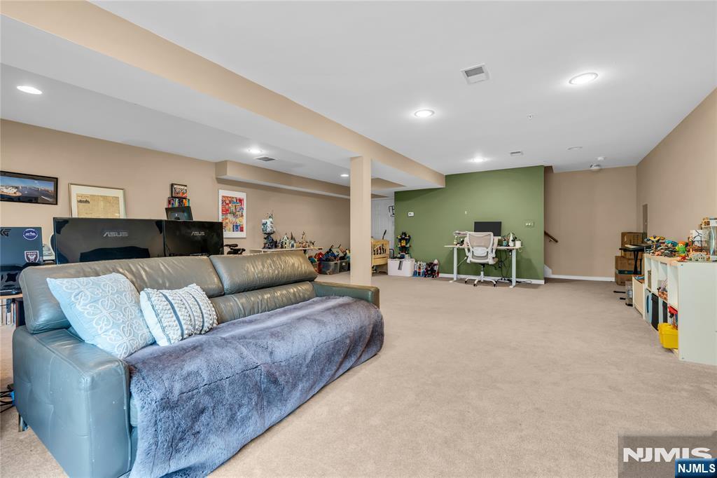 28 Forshee Circle