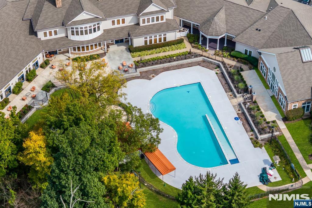 2304 Conrad Way