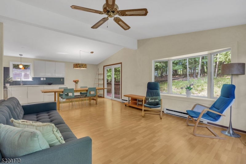 17 Pleasant Rd