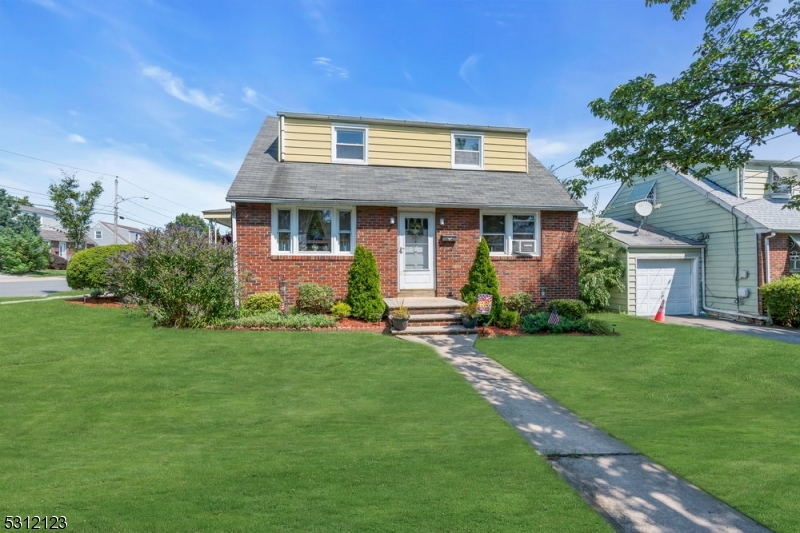242 Pandolfi Ave