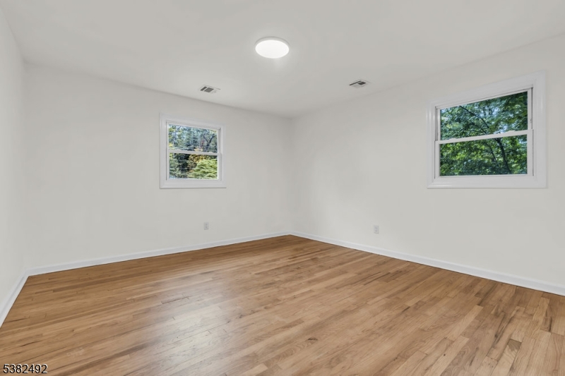 55 Orchard Dr