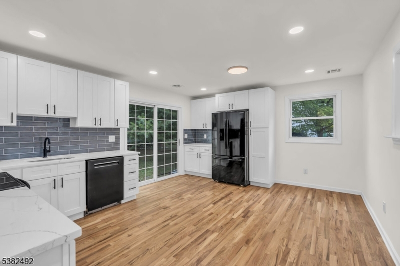 55 Orchard Dr