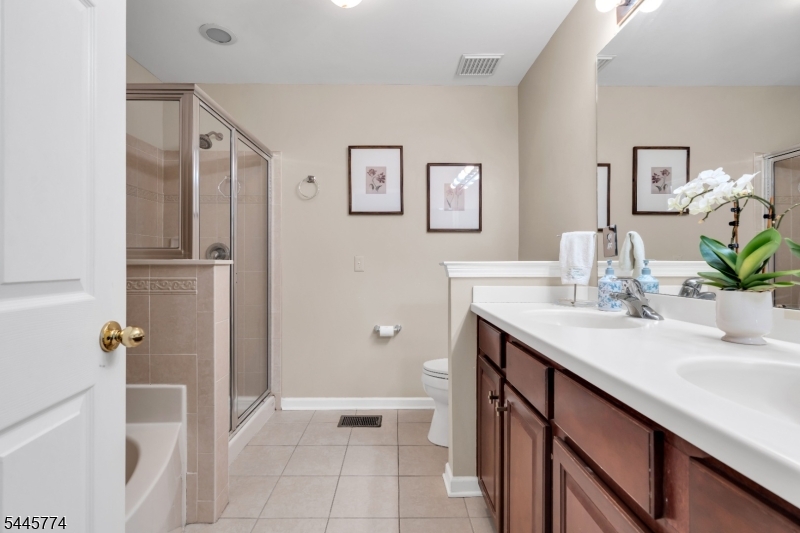 28 Forshee Cir