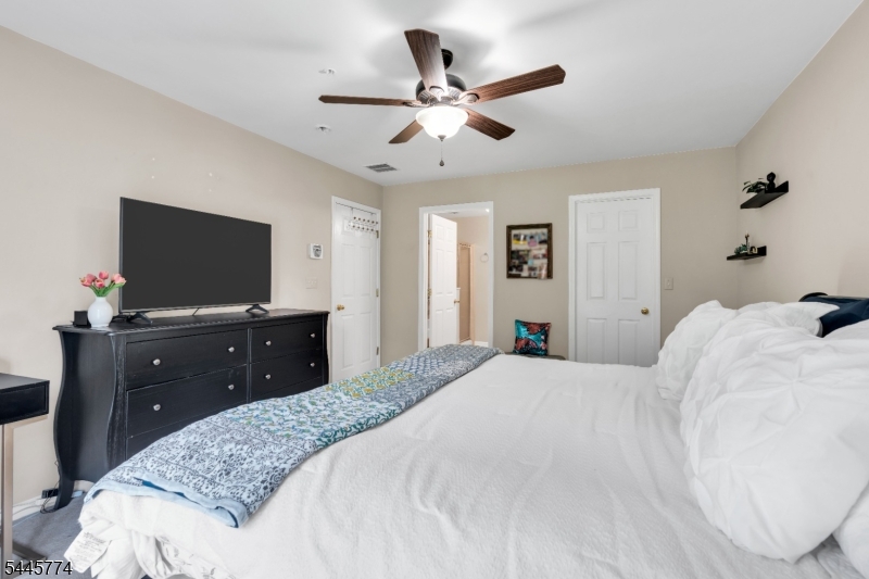 28 Forshee Cir