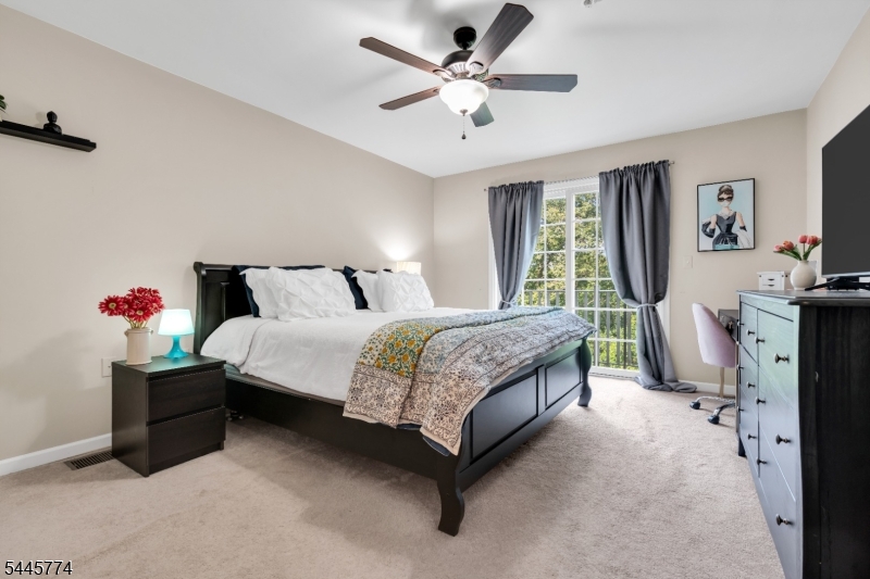 28 Forshee Cir