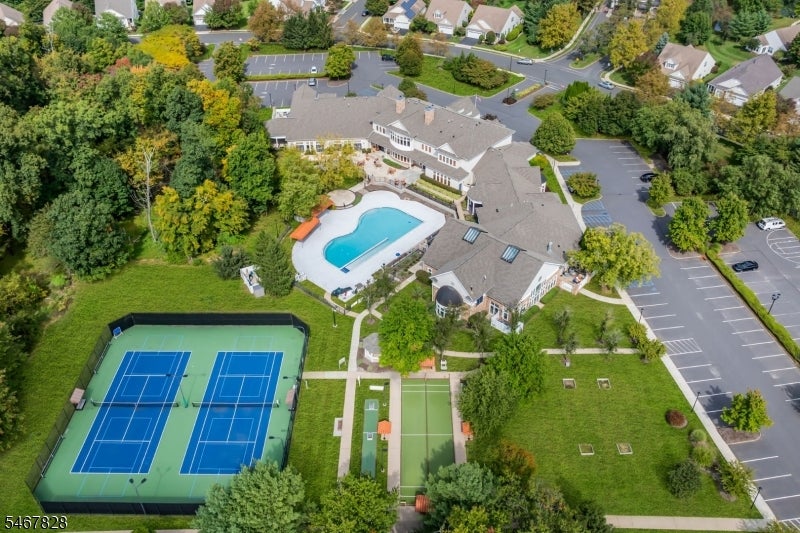 2304 Conrad Way