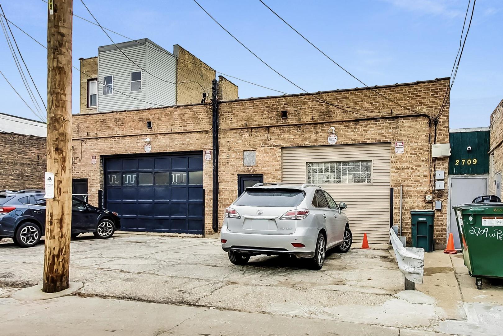2711 W Peterson Avenue