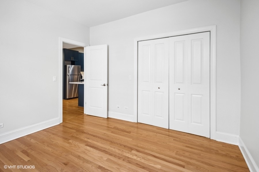 7635 N Greenview Avenue Unit: 1W