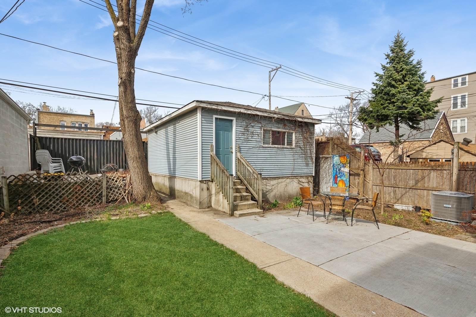 1624 S FAIRFIELD Avenue
