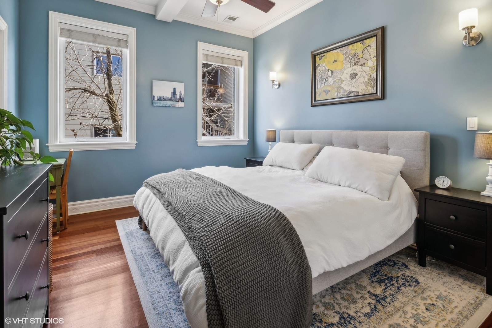 1713 W LELAND Avenue Unit: 3
