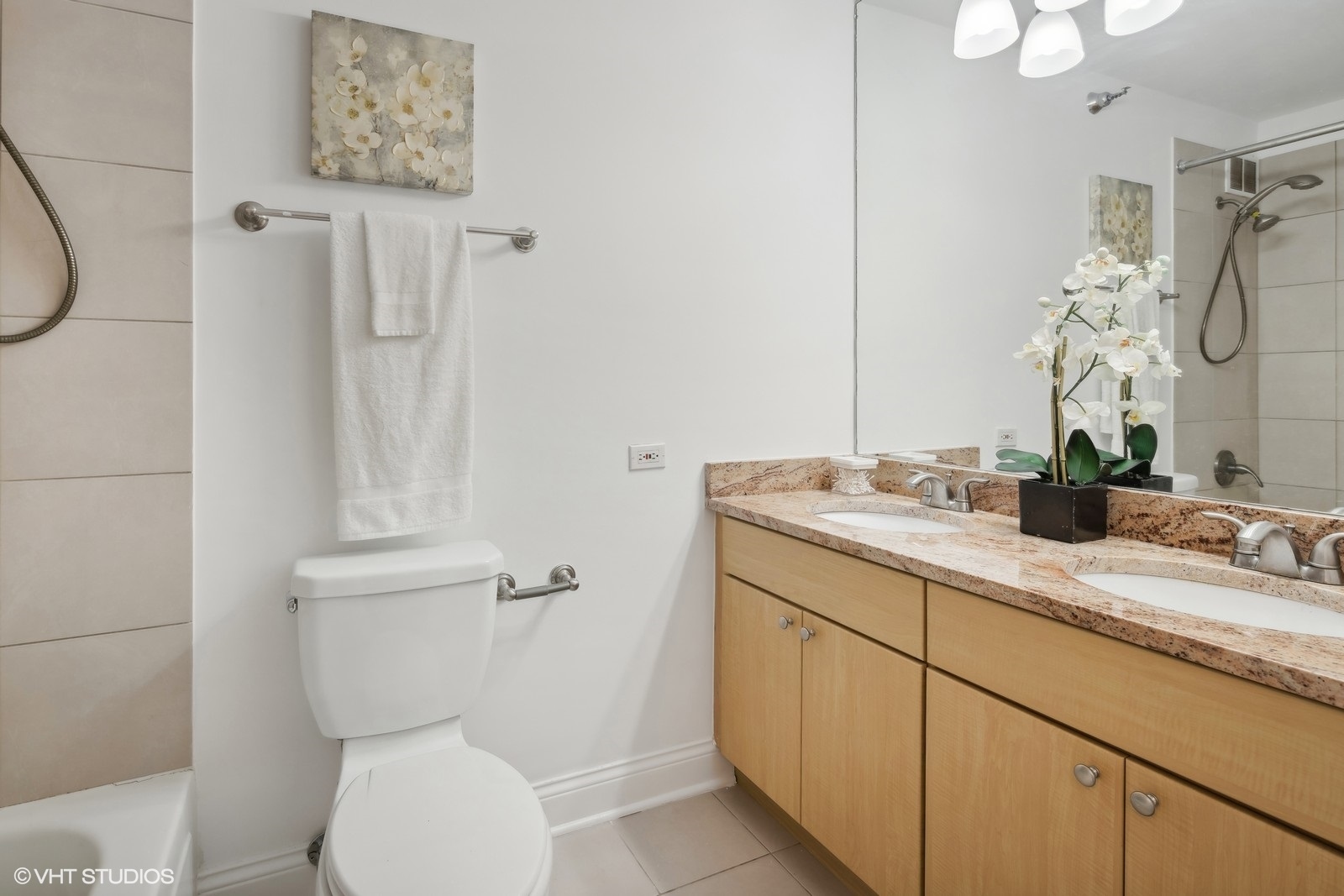 474 N LAKE SHORE Drive Unit: 5805