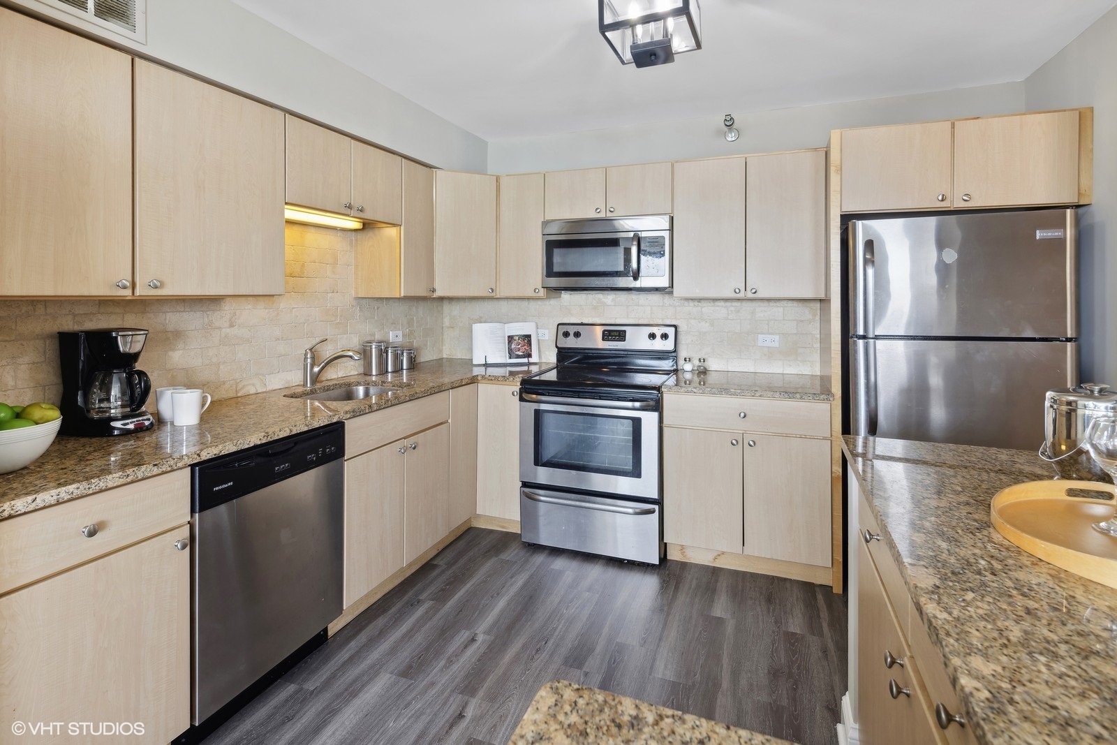 474 N LAKE SHORE Drive Unit: 5805