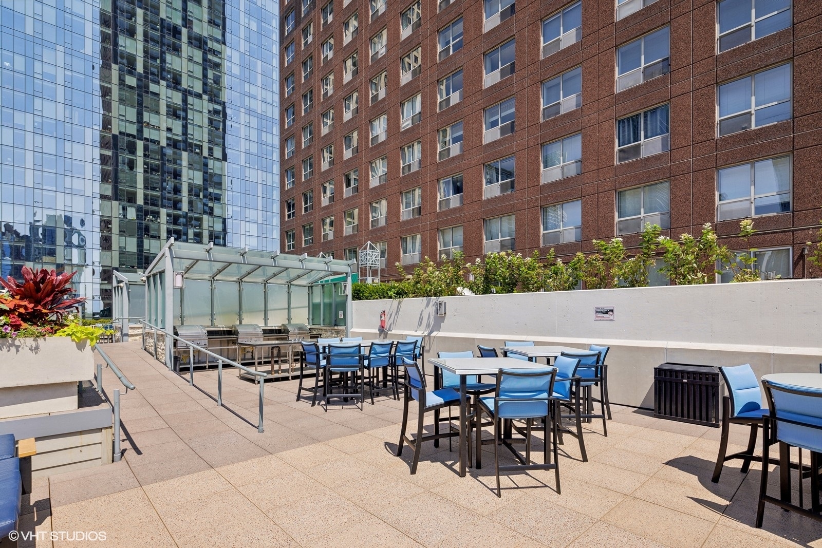 474 N LAKE SHORE Drive Unit: 5805