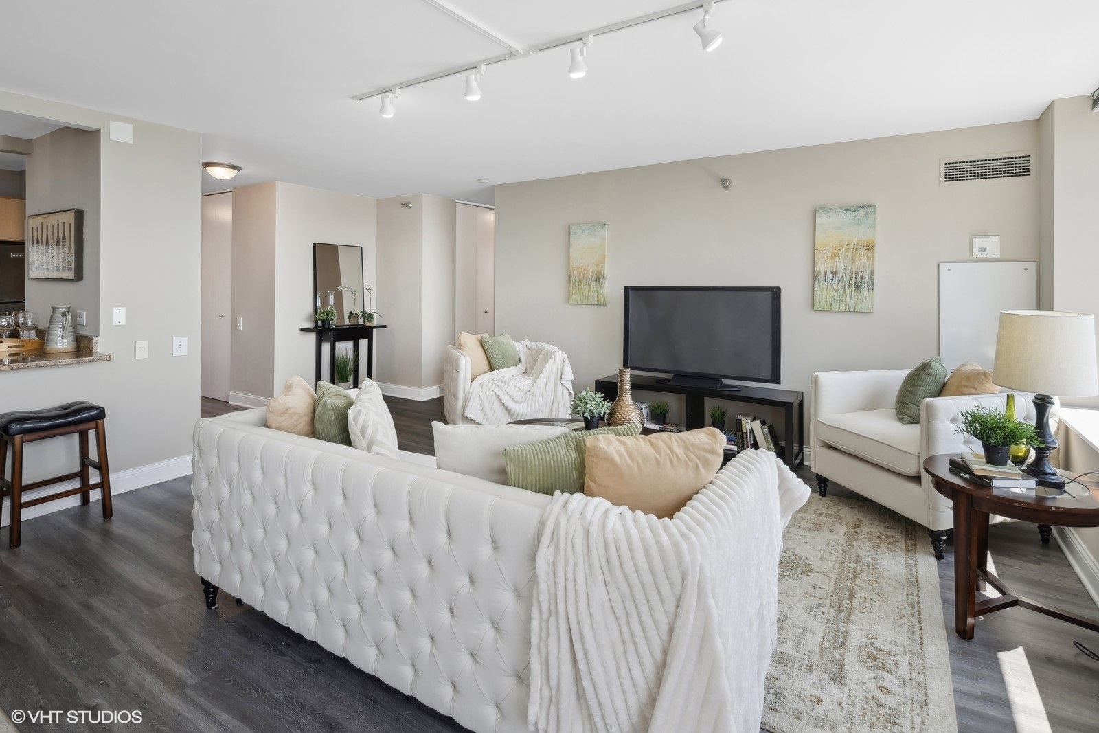 474 N LAKE SHORE Drive Unit: 5805