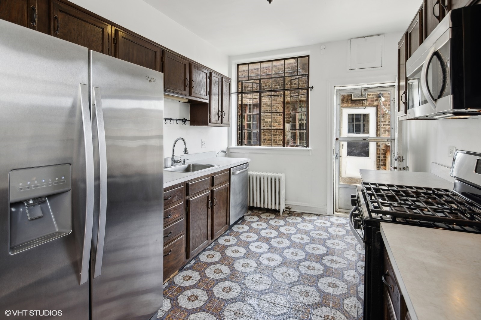 7344 N Ridge Boulevard Unit: 9C