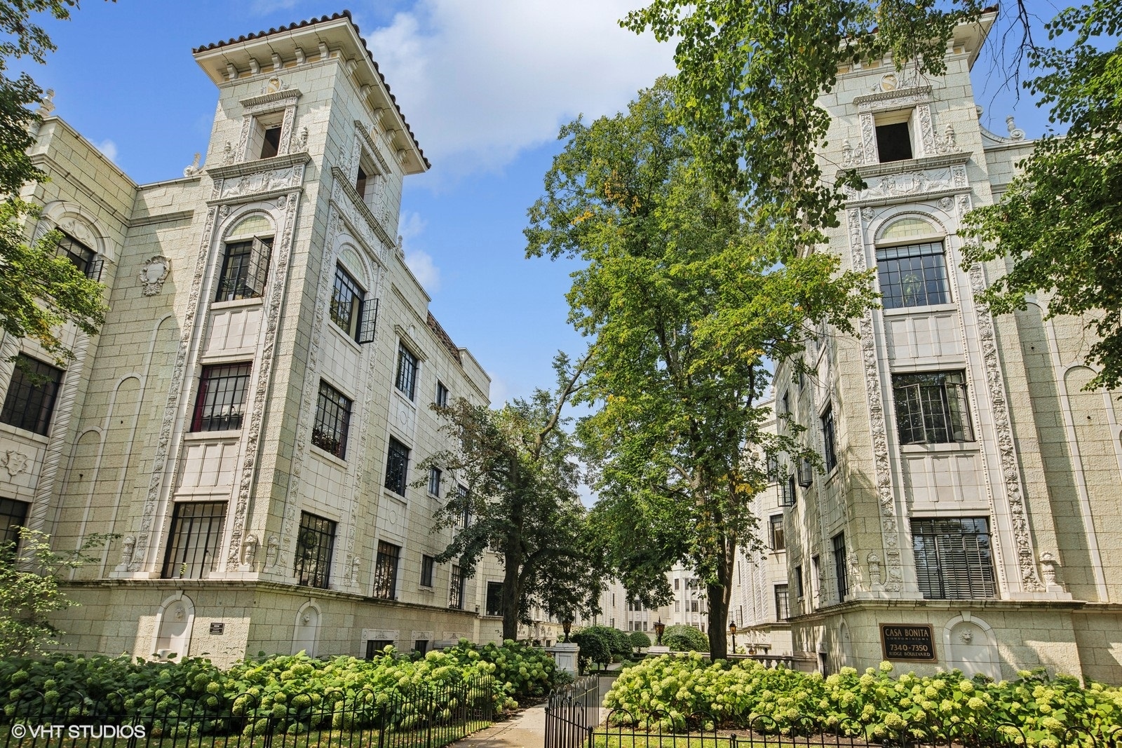 7344 N Ridge Boulevard Unit: 9C