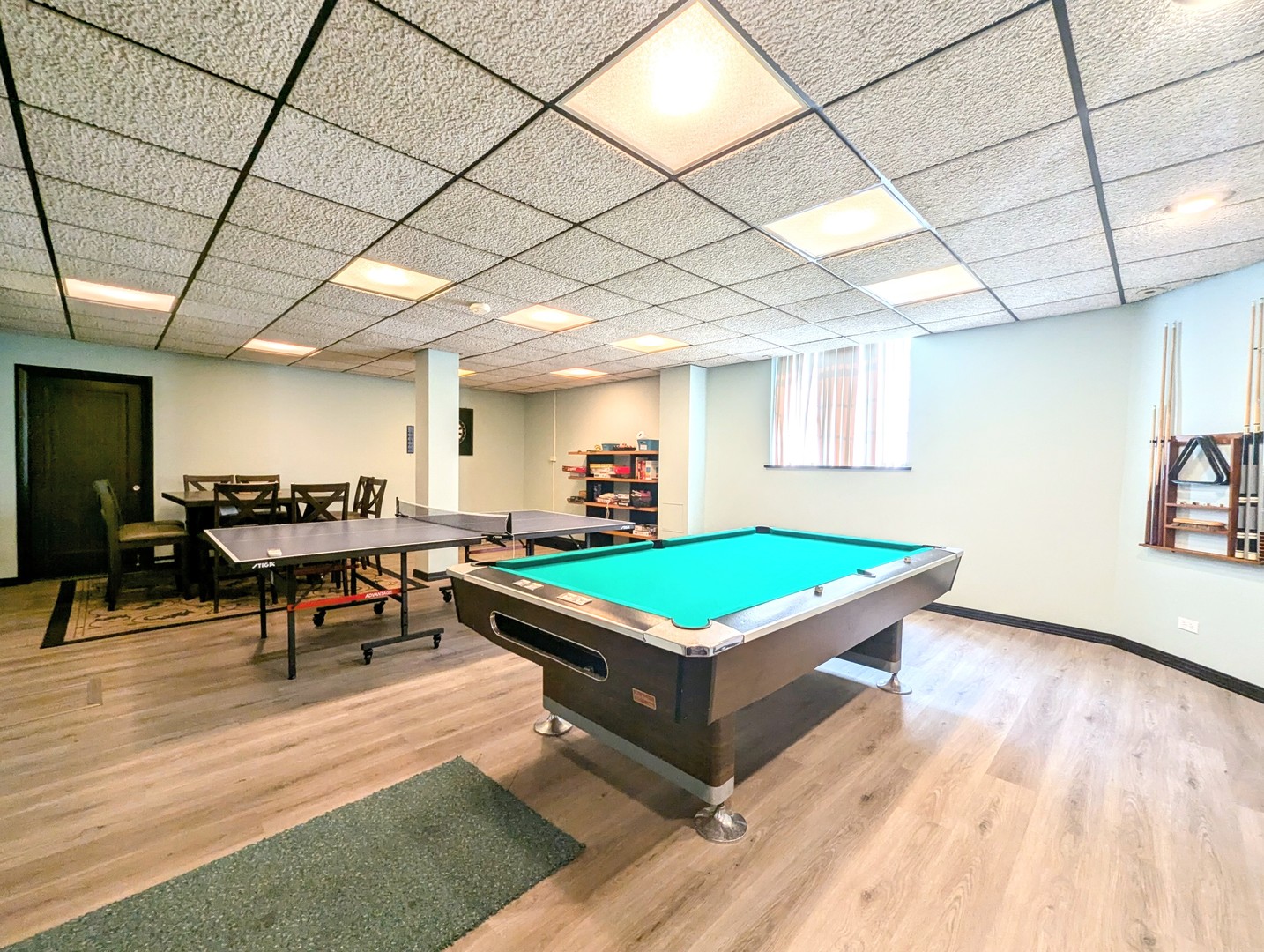 7344 N Ridge Boulevard Unit: 9C