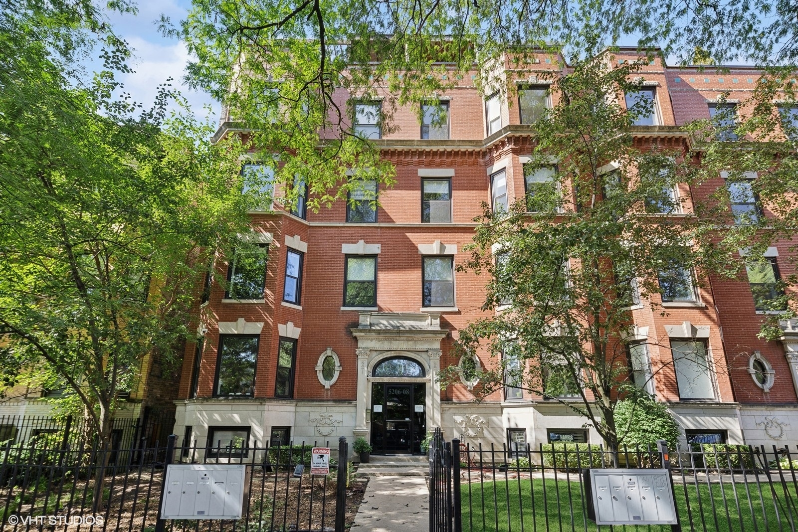 5208 N Winthrop Avenue Unit: 2