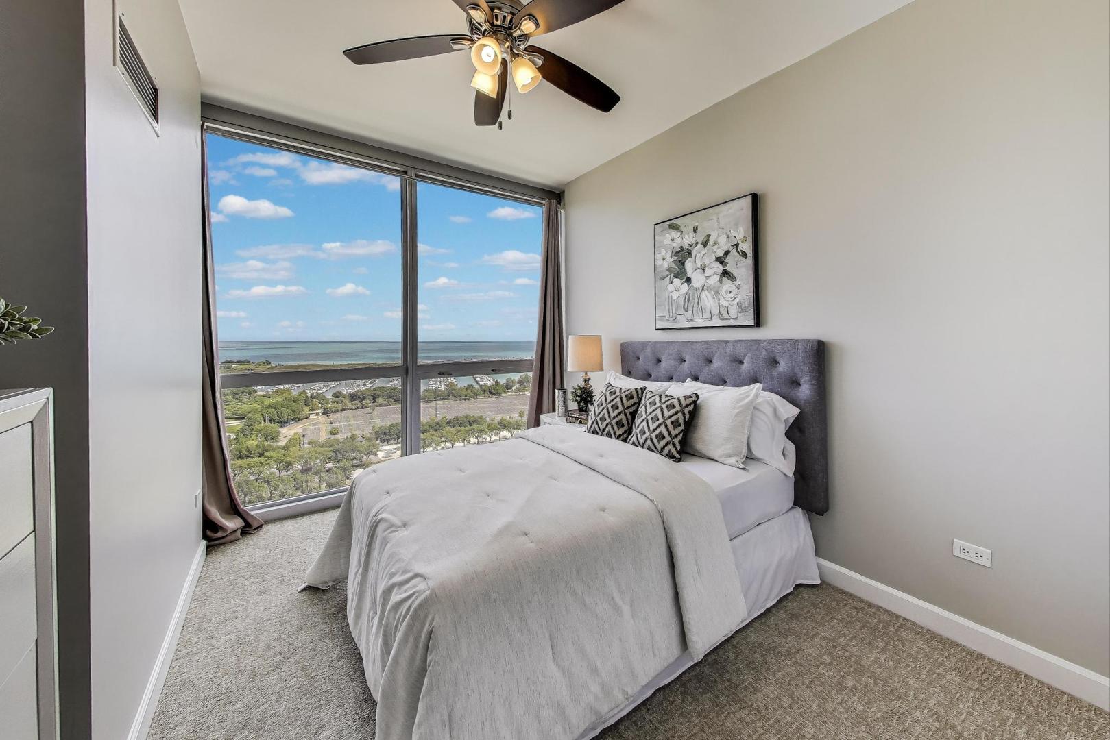 1841 S Calumet Avenue Unit: 2105