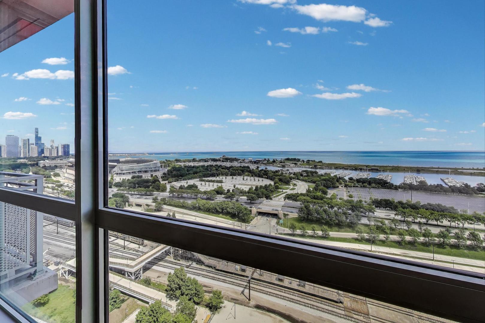 1841 S Calumet Avenue Unit: 2105