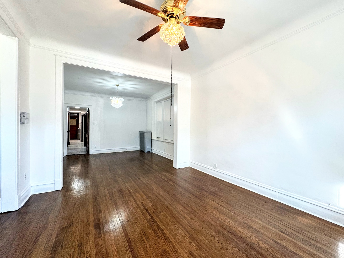 3908 W Gladys Avenue