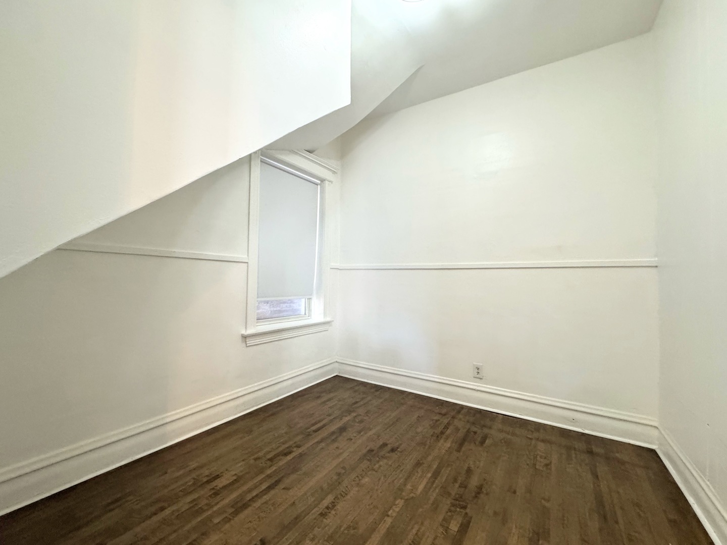 3908 W Gladys Avenue