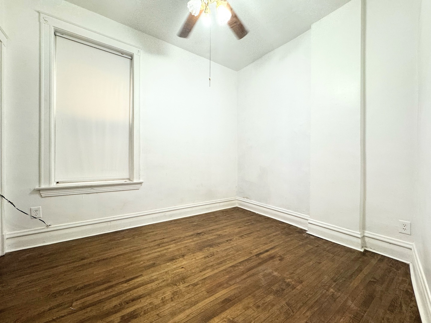 3908 W Gladys Avenue