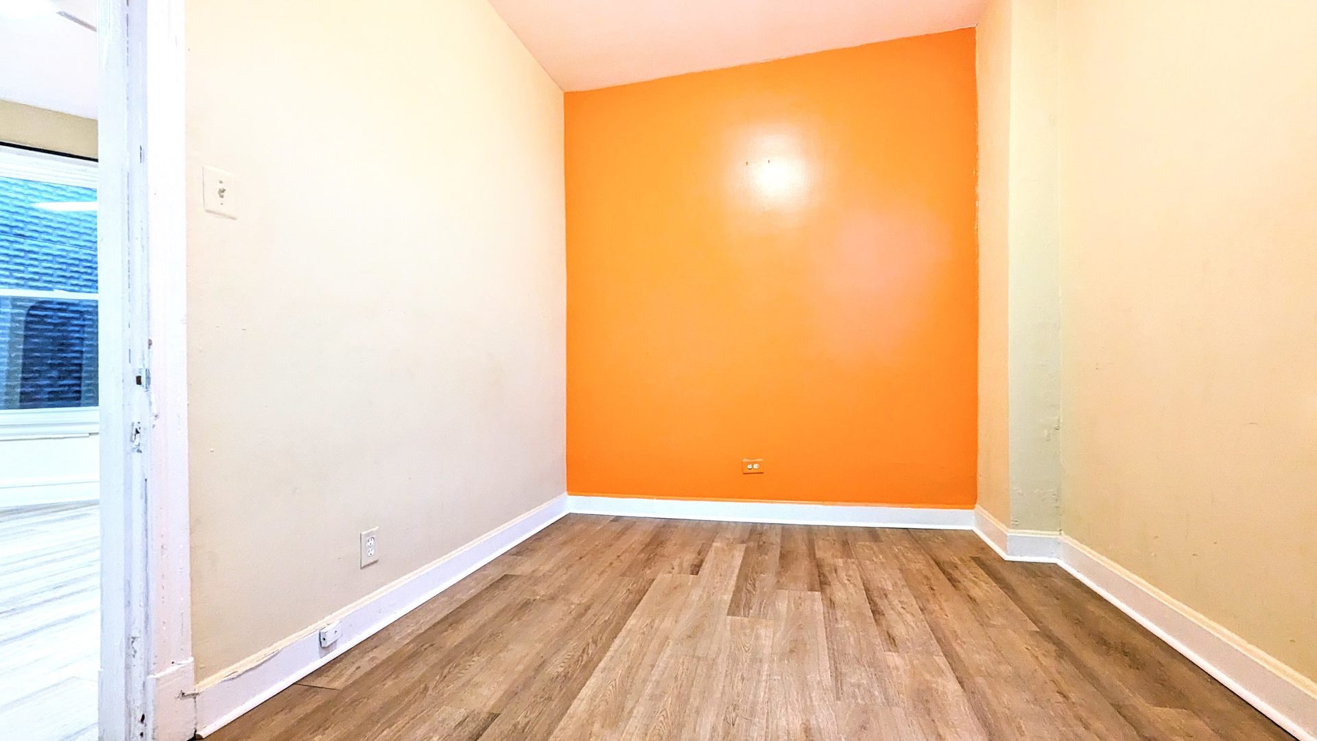 3822 W Congress Parkway