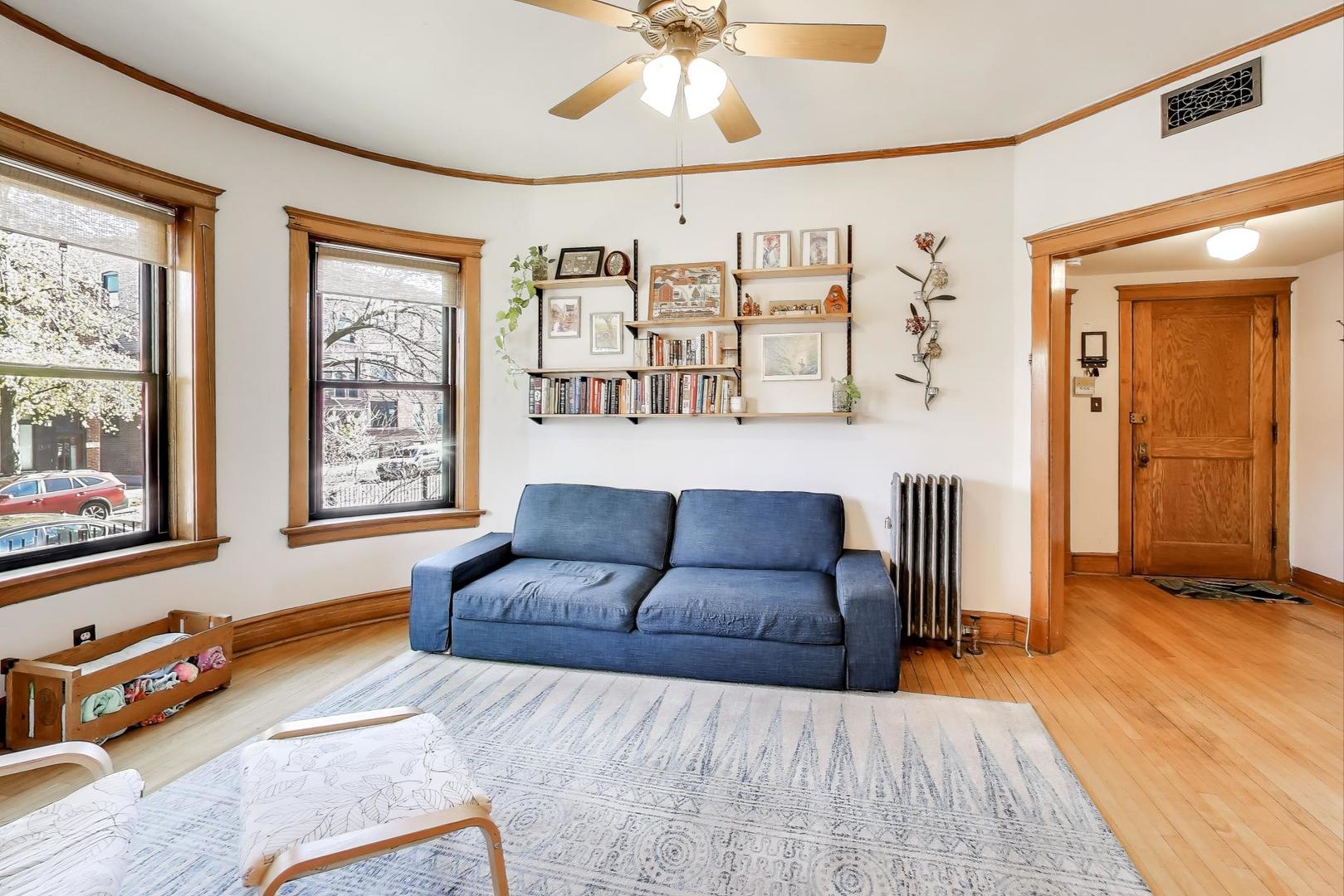 5622 N Glenwood Avenue Unit: 1