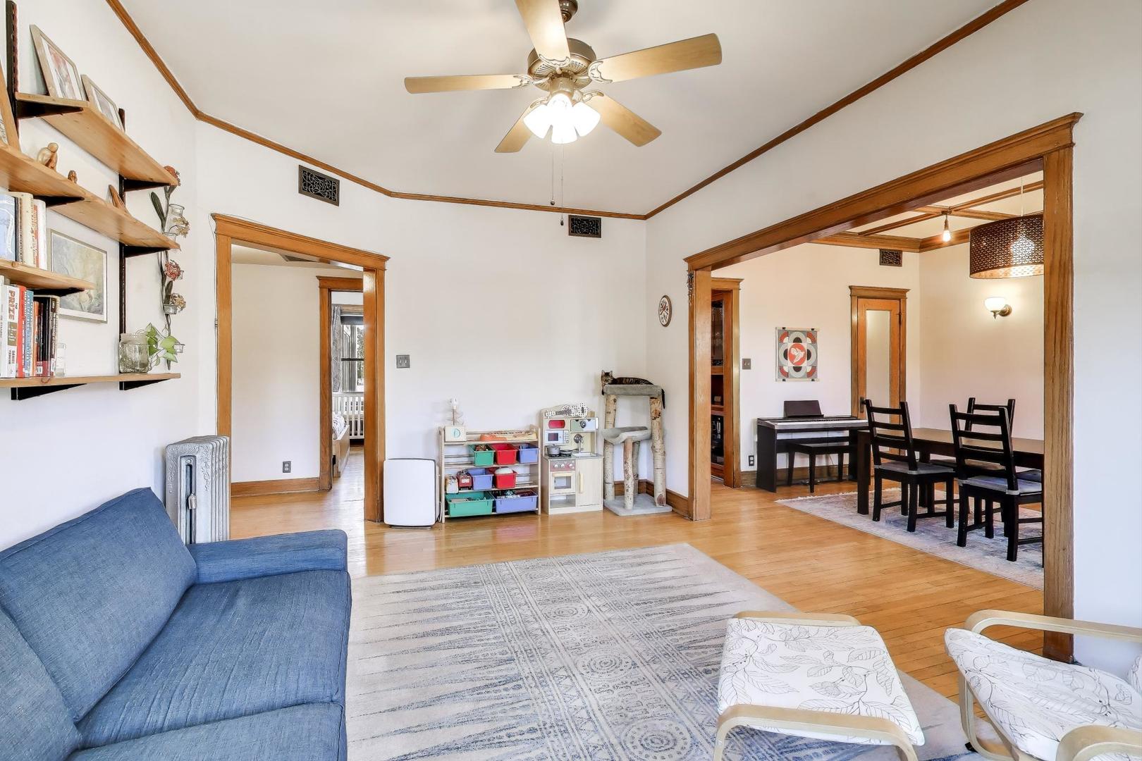 5622 N Glenwood Avenue Unit: 1
