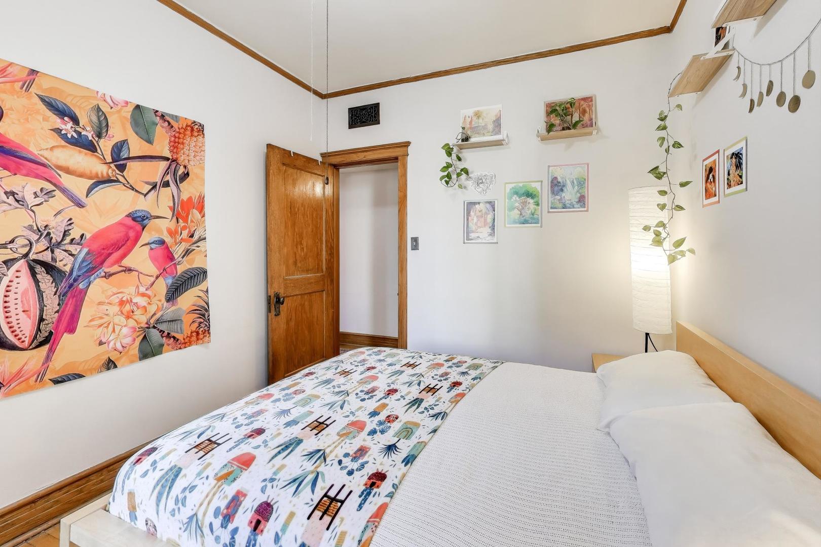 5622 N Glenwood Avenue Unit: 1