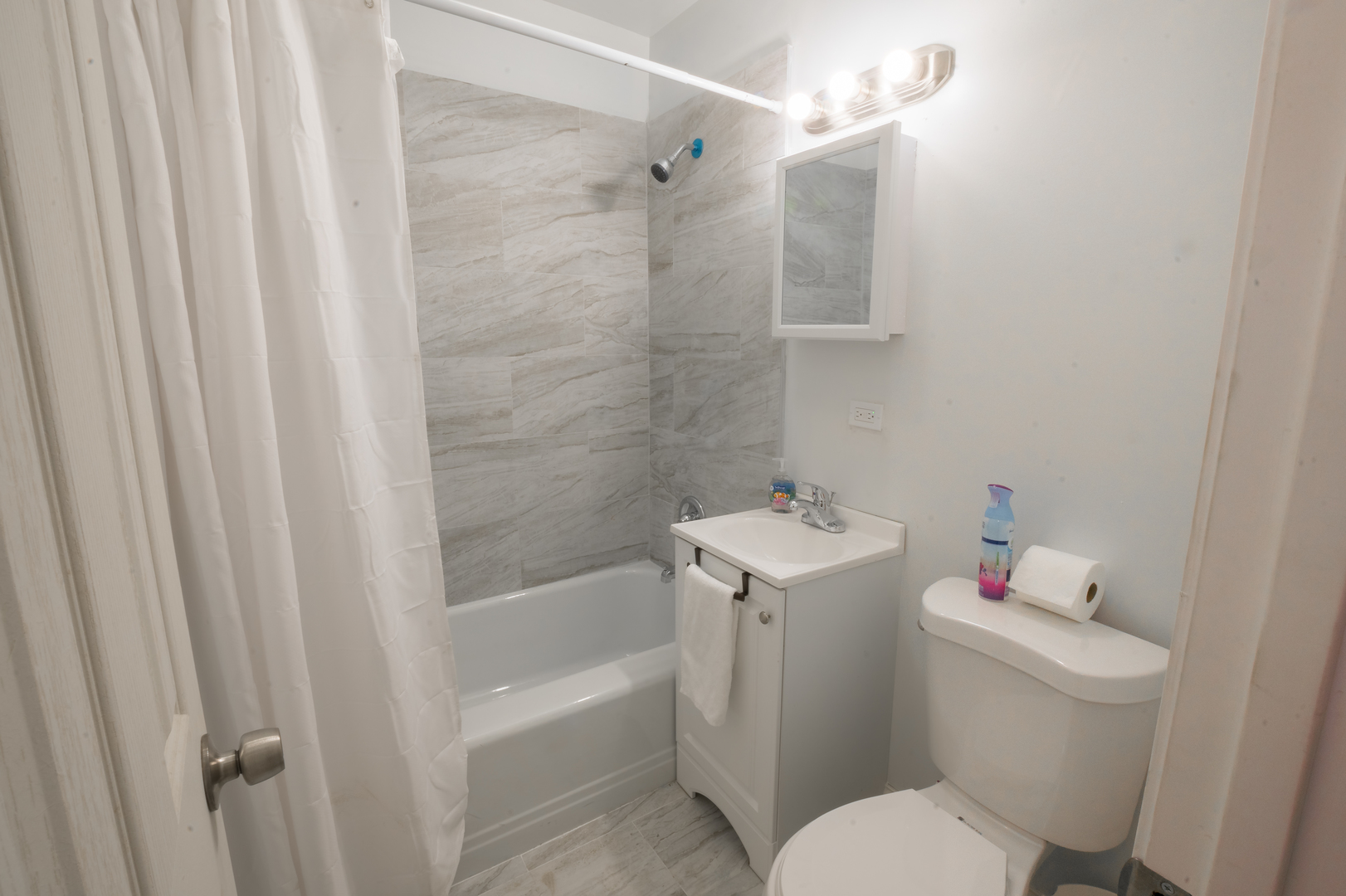 3948 W Congress Parkway