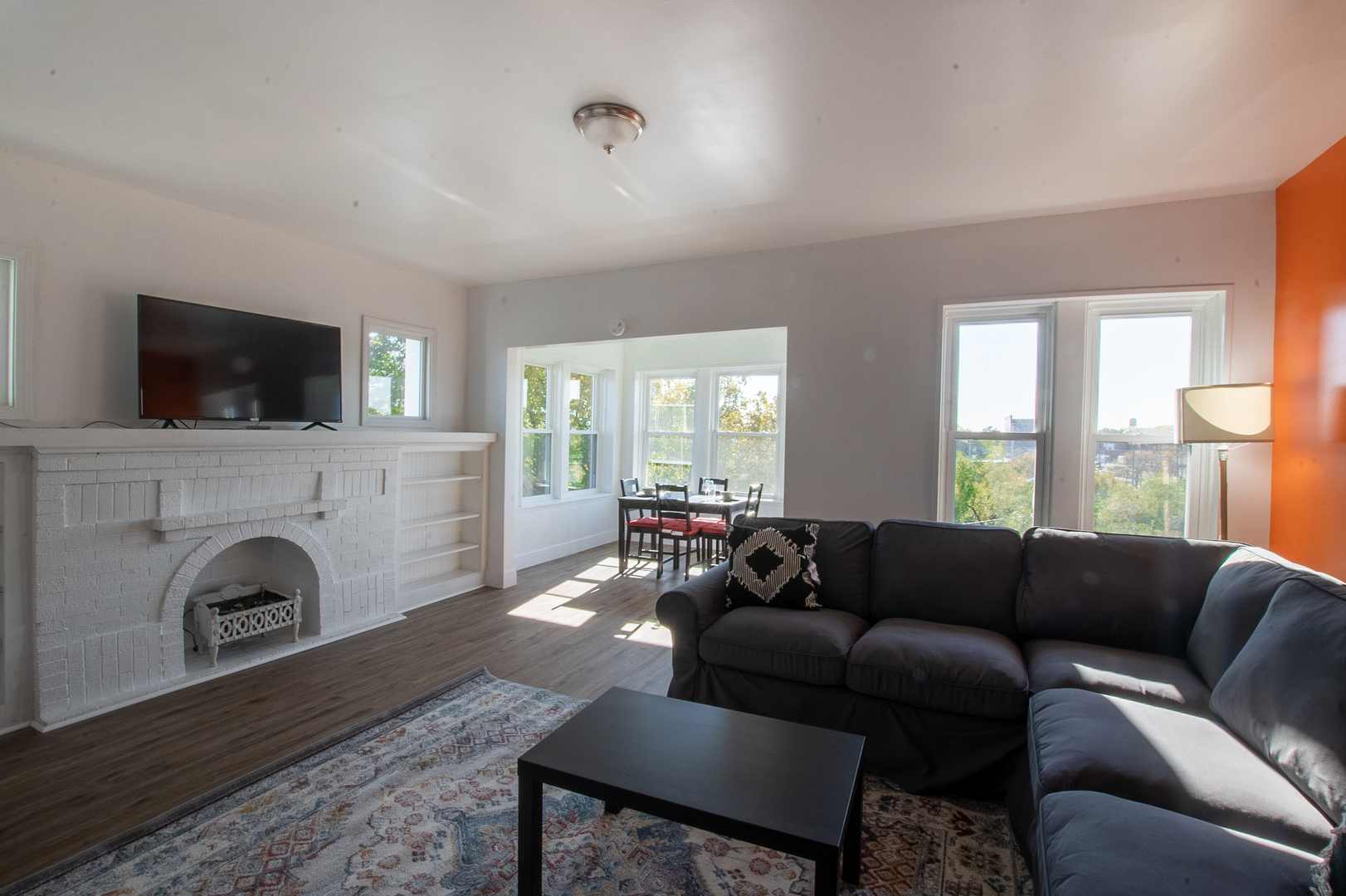 3948 W Congress Parkway