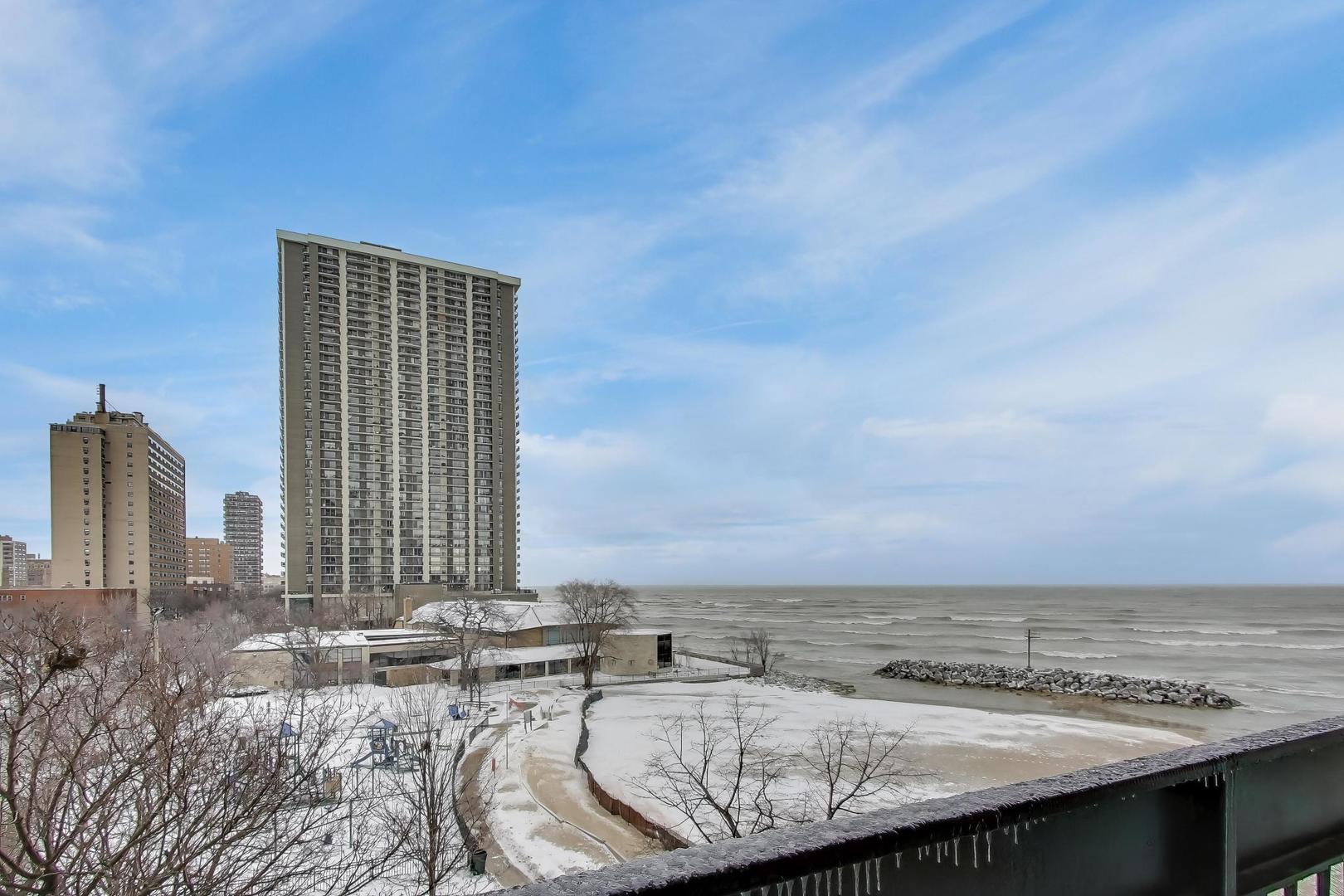 5901 N Sheridan Road Unit: 6K