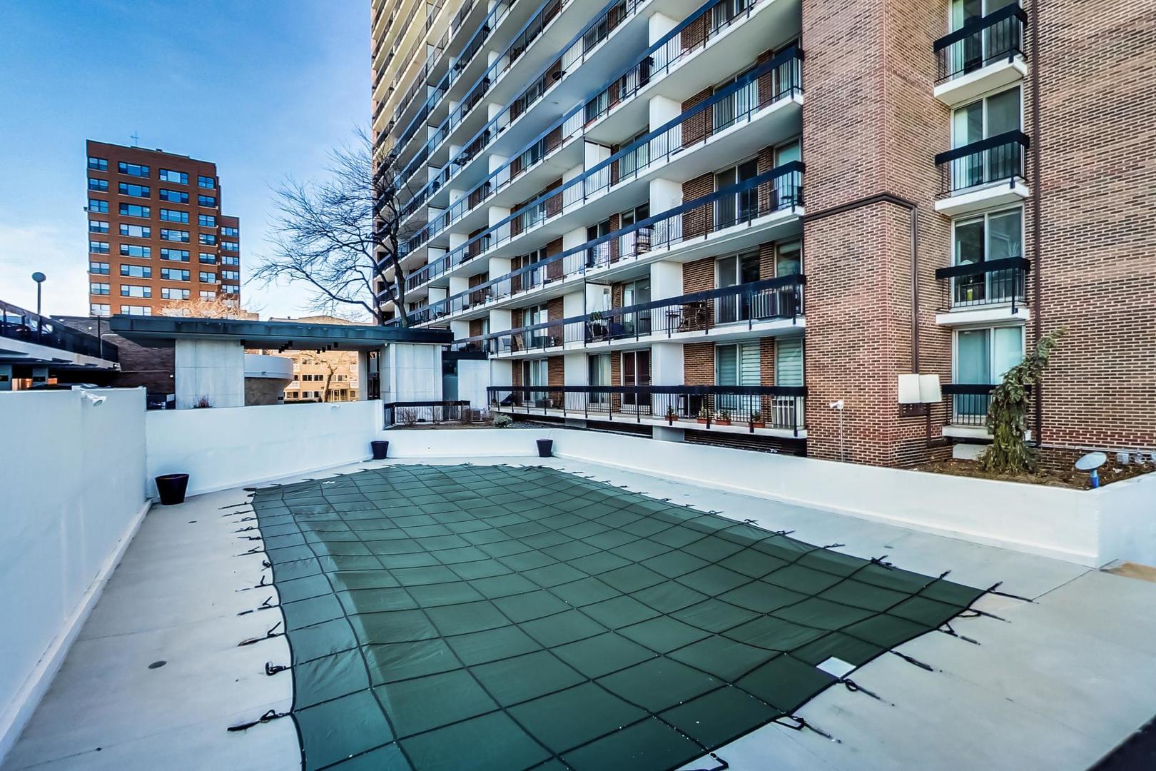 5901 N Sheridan Road Unit: 6K