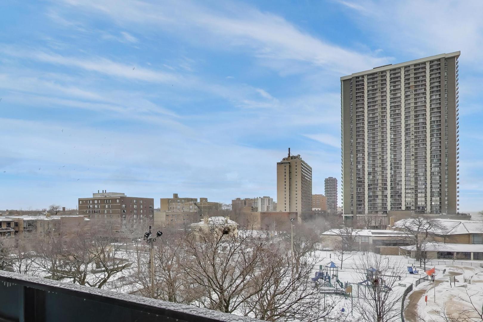 5901 N Sheridan Road Unit: 6K