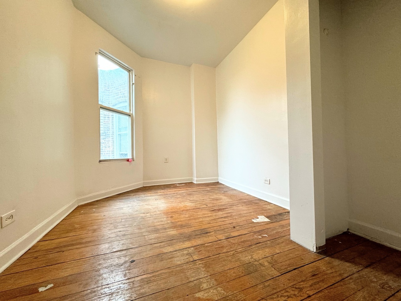 5126 W Fulton Street