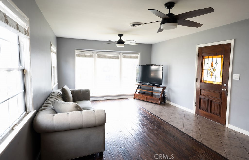 10424 Woodhue Street