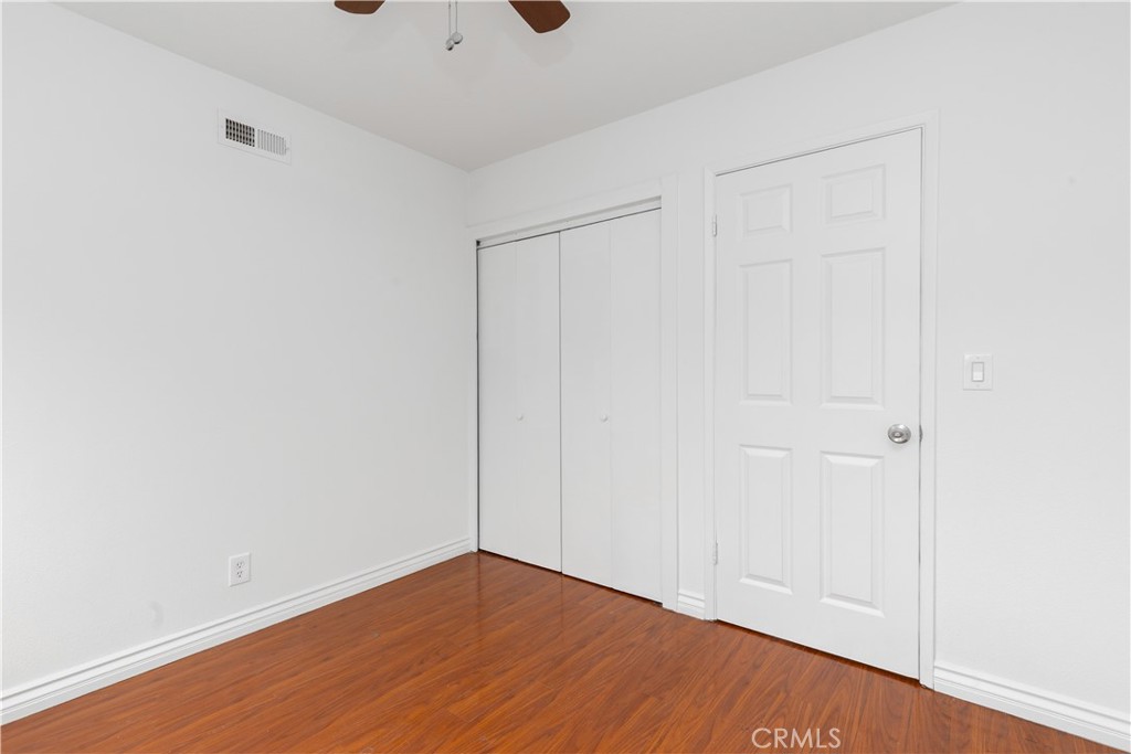 1635 N Greycastle Avenue